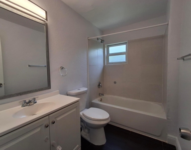 3731 Nw 110th Avenue Nw - Photo Thumbnail 9