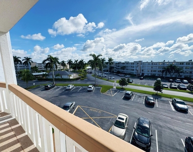 4075 Cornwall D - Photo Thumbnail 1