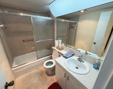 4075 Cornwall D - Photo Thumbnail 6