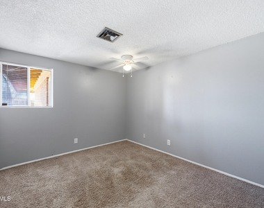3737 W Griswold Road - Photo Thumbnail 19