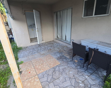 5900 Garfield Street - Photo Thumbnail 8
