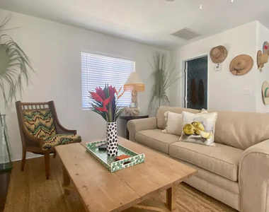 607 N L Street - Photo Thumbnail 2