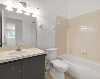 324 Maplecrest Circle - Photo Thumbnail 29
