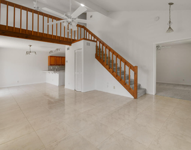 324 Maplecrest Circle - Photo Thumbnail 6
