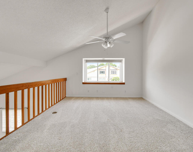 324 Maplecrest Circle - Photo Thumbnail 13