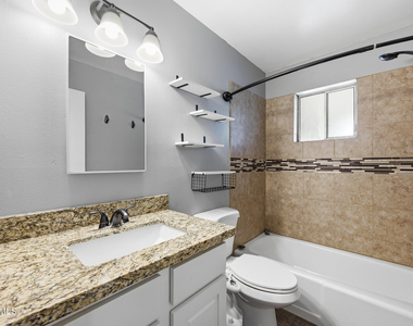 1506 W 2nd Street - Photo Thumbnail 14