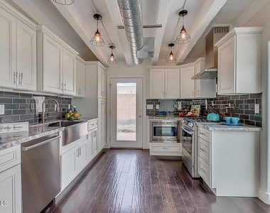 3228 N 27th Street - Photo Thumbnail 1