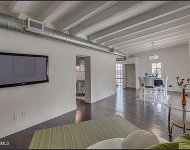 3228 N 27th Street - Photo Thumbnail 3