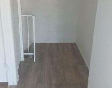 6838 W Monterosa Street - Photo Thumbnail 5
