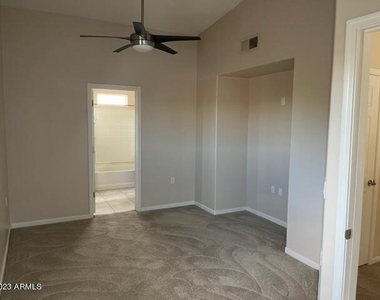 1920 E Bell Road - Photo Thumbnail 5