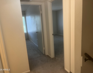 5902 W Townley Avenue - Photo Thumbnail 20