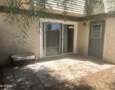 5902 W Townley Avenue - Photo Thumbnail 31