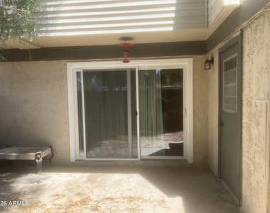 5902 W Townley Avenue - Photo Thumbnail 36