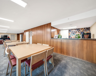 4808 N 24th Street - Photo Thumbnail 32