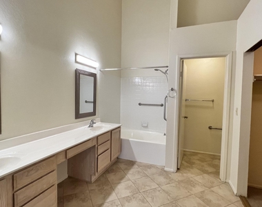 13430 N 92nd Way - Photo Thumbnail 15