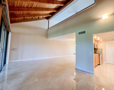10740 S Golfview Drive - Photo Thumbnail 13