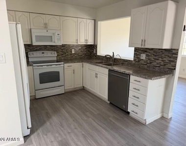3033 S Longmore -- - Photo Thumbnail 4