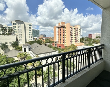 600 S Dixie Highway - Photo Thumbnail 10