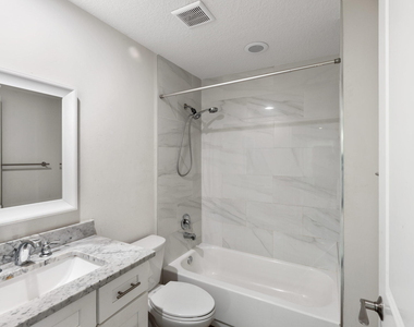 17735 Carver Avenue - Photo Thumbnail 24