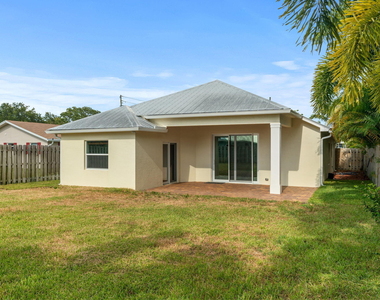 17735 Carver Avenue - Photo Thumbnail 28