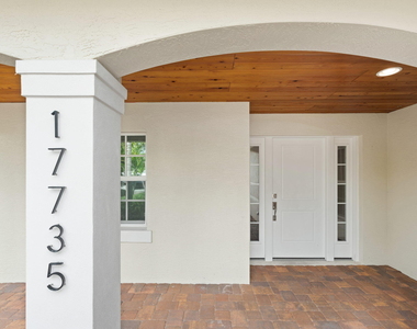 17735 Carver Avenue - Photo Thumbnail 4