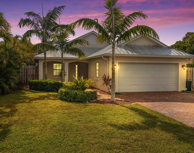 17735 Carver Avenue - Photo Thumbnail 3