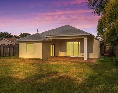 17735 Carver Avenue - Photo Thumbnail 29