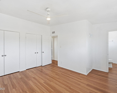 2150 W Missouri Avenue - Photo Thumbnail 14