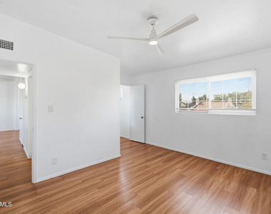 2150 W Missouri Avenue - Photo Thumbnail 15