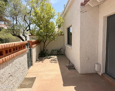 5147 N 76th Place - Photo Thumbnail 38