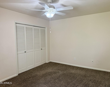 5147 N 76th Place - Photo Thumbnail 31