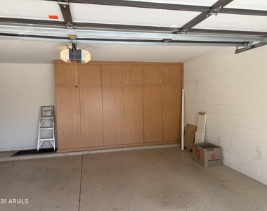 5147 N 76th Place - Photo Thumbnail 36