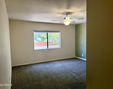 5147 N 76th Place - Photo Thumbnail 17