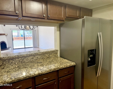 5147 N 76th Place - Photo Thumbnail 14