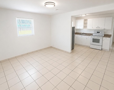 1725 Ne 148th Street - Photo Thumbnail 3