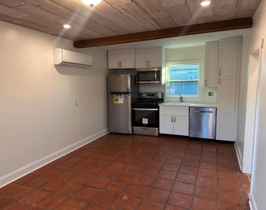 4707 Garden Avenue - Photo Thumbnail 2