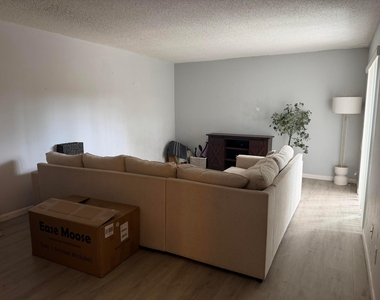 6454 Red Pine Lane - Photo Thumbnail 2