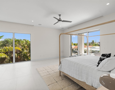221 Shore Court - Photo Thumbnail 43