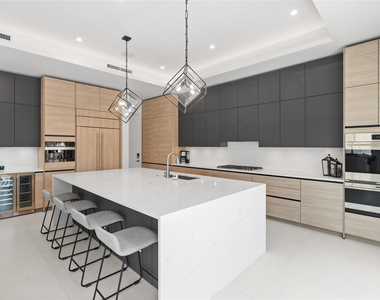 221 Shore Court - Photo Thumbnail 20