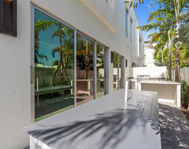 221 Shore Court - Photo Thumbnail 28