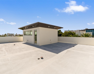 221 Shore Court - Photo Thumbnail 60