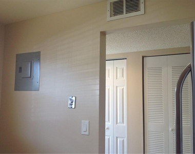 3550 Nw 104th Avenue - Photo Thumbnail 10