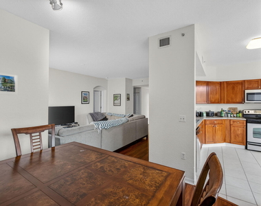 11029 Legacy Boulevard - Photo Thumbnail 17