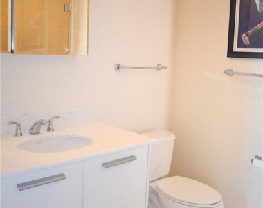 1060 Brickell Avenue - Photo Thumbnail 9