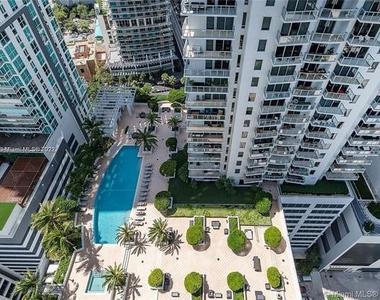 1060 Brickell Avenue - Photo Thumbnail 16