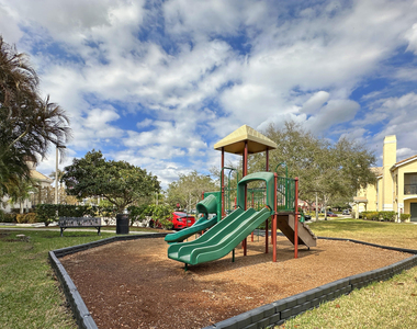 138 Sw Peacock Boulevard - Photo Thumbnail 33