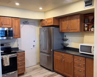 3550 Galt Ocean Drive - Photo Thumbnail 9