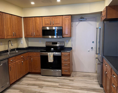 3550 Galt Ocean Drive - Photo Thumbnail 10