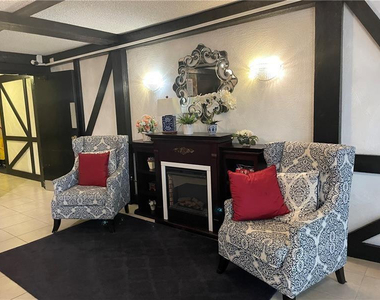 3690 Inverrary Drive - Photo Thumbnail 19