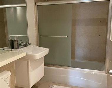 3690 Inverrary Drive - Photo Thumbnail 12